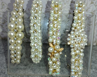Vintage Faux Pearl Bow Barrette Small Gold Tone Rhinestone 