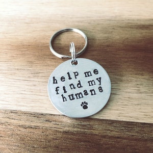 Gepersonaliseerde hondenpenning - &quot;Help me mijn mensen te vinden&quot; handgemaakte roestvrijstalen kraagtag - op maat gemaakte hond kat ID-tag schijfje - handgemaakt - cadeau