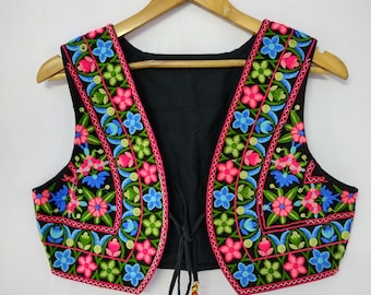 Bestickte Kutch Jacke, Vintage Indische Weste, handgefertigte Weste