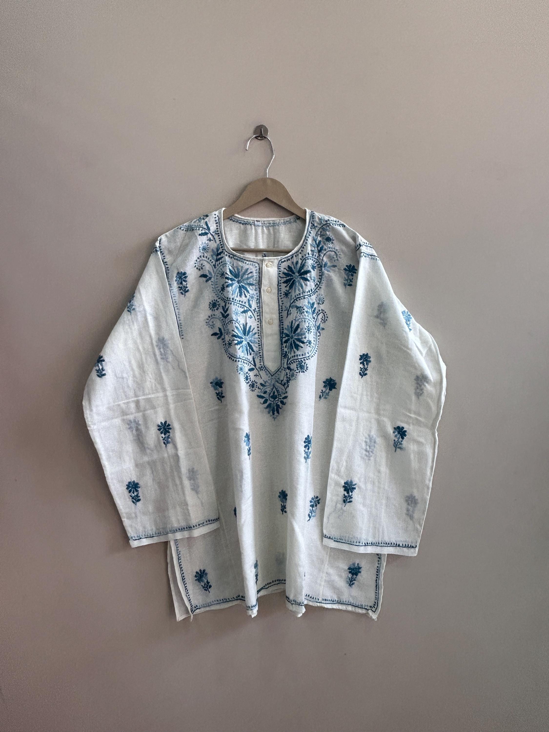 インド綿の刺繍入りレディースクルティブラウス、トップス、Tシャツ 