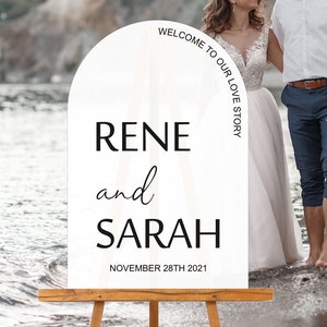Arched Acrylic Wedding Sign | Arched Wedding Sign | Gold Mirror Text Welcome Sign | Wedding Reception Signage | Arched Welcome wedding sign
