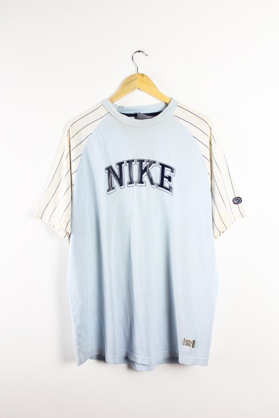 nike t shirt vintage