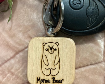 Llavero de Mamá Osa - Dije de Madera Grabado - Llavero de Animal - Regalo para Mamá