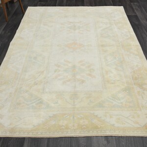 6.4x9.5 ft, VINTAGE Rug, TURKISH Rug, OUSHAK Rug, Oriental, Floral, Wool, Handmade, Room Decor, Living Room Rug, Turkey Rug, Beige, Carpet