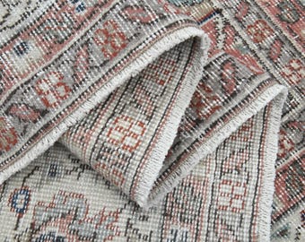 7x9'5 ft, VINTAGE AREA RUG, Turkish Rug, Rugs for Living Room, Dining Room Rug, Floral Rug, Shabby Decor, Bedroom Rug, Handmade Rug, Wool