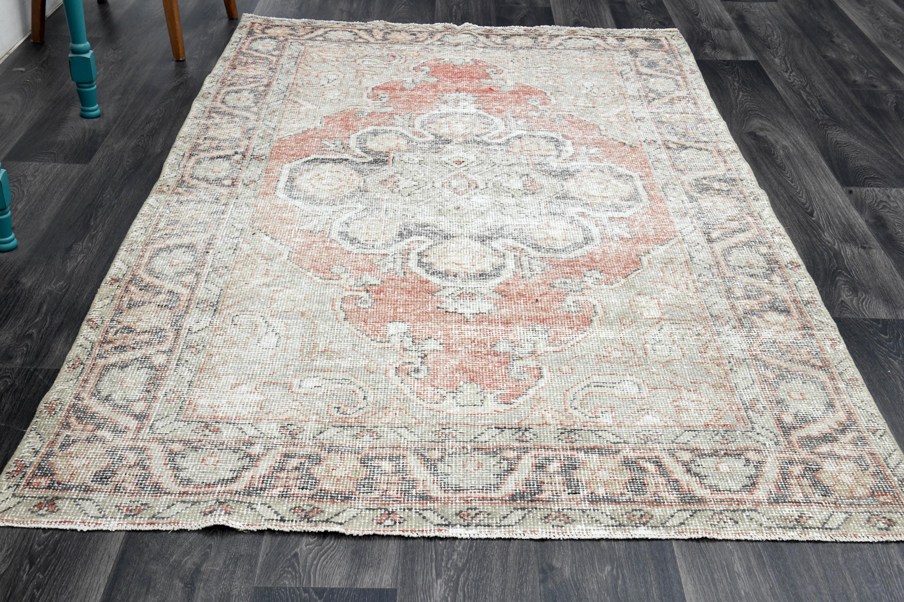 5x8 Ft, Red VINTAGE Rug, TURKISH Rug, OUSHAK Rug, Handmade, Wool