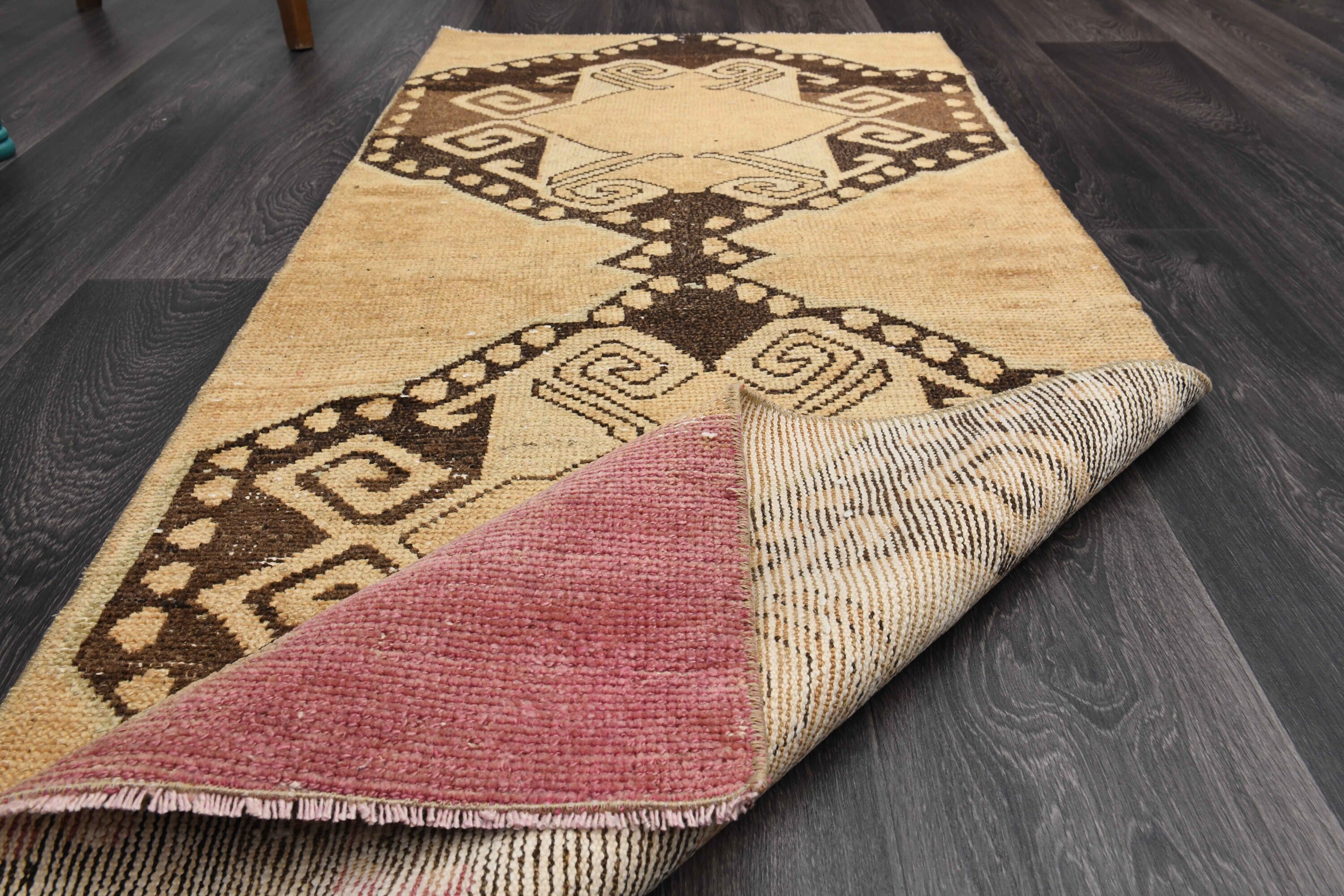 Eloise Vintage Turkish Rug – 3'6 x 5'6