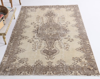 5.3x8.4フィート、ペルシャ風ヴィンテージトルコ製エリアラグ