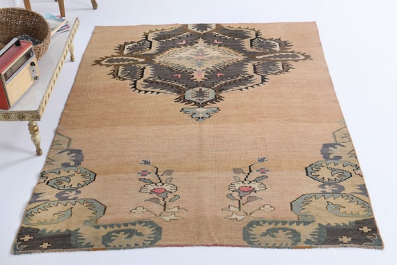 5.1 x 7.1フィート、ヴィンテージトルコラグ、エリアラグ