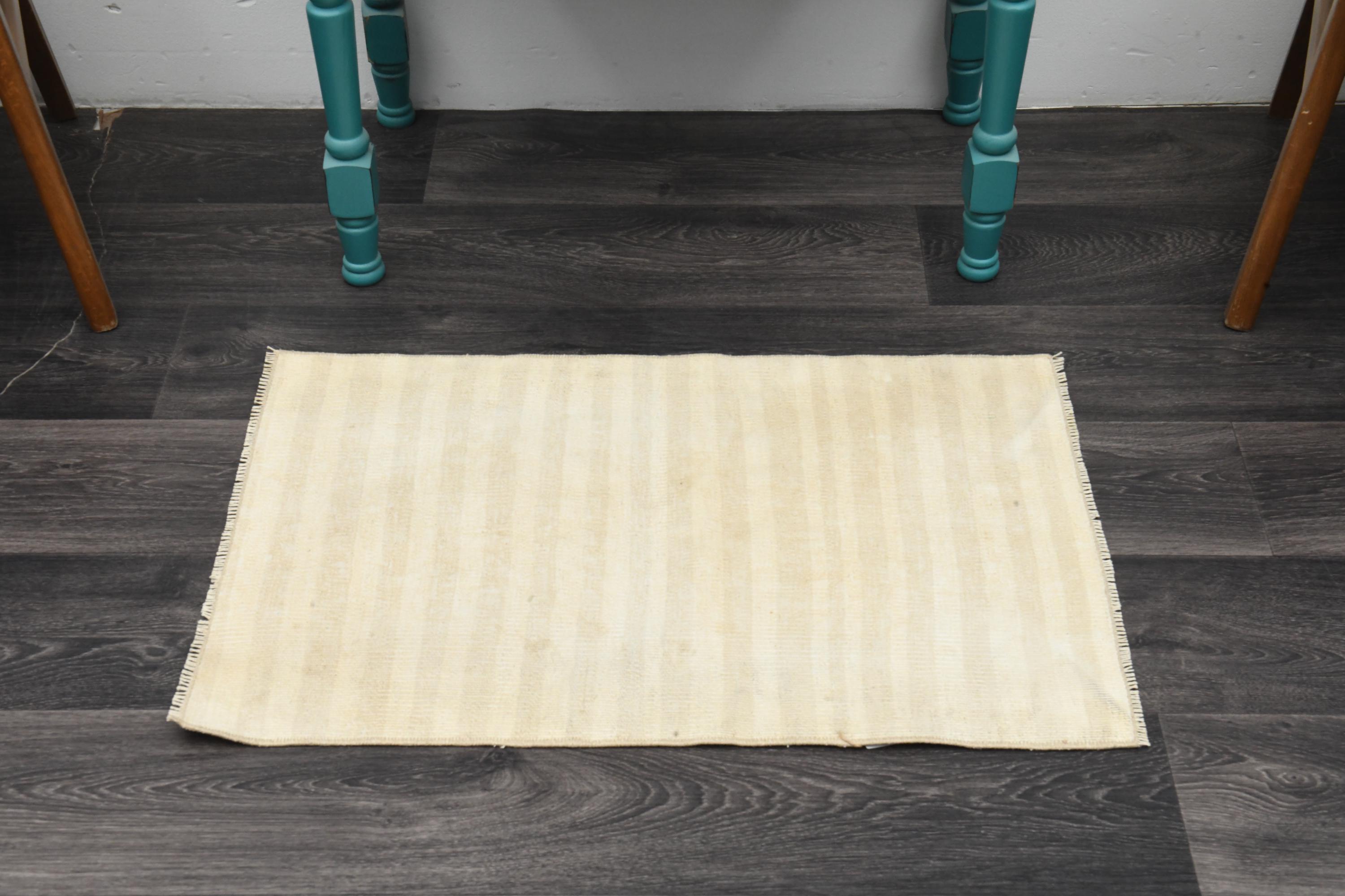 1'8x2'8 Ft, HANDMADE VINTAGE SMALL Rug, Entryway Rug, Door Mat