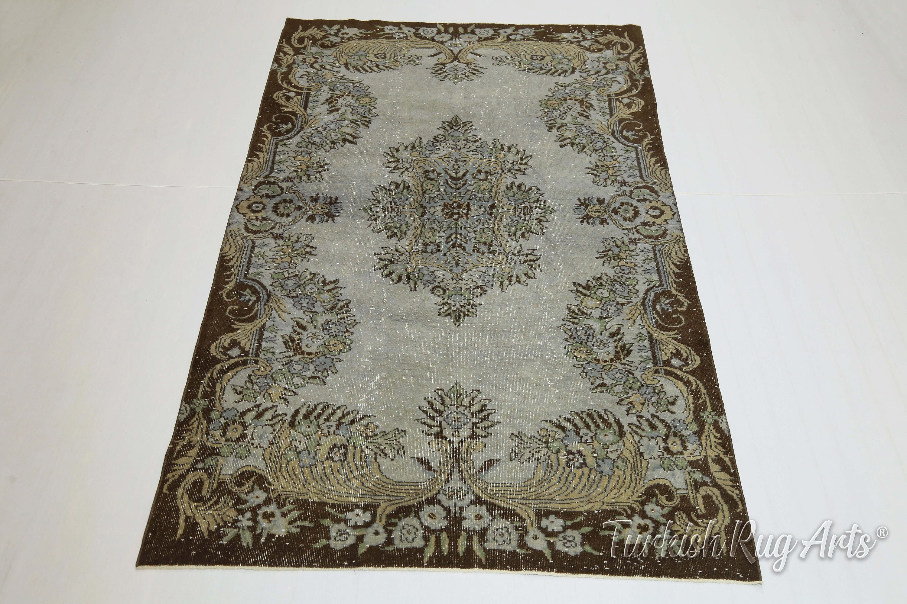 5.6 x 9.3フィート、ヴィンテージのカラフルな本物のラグ、エリアラグ