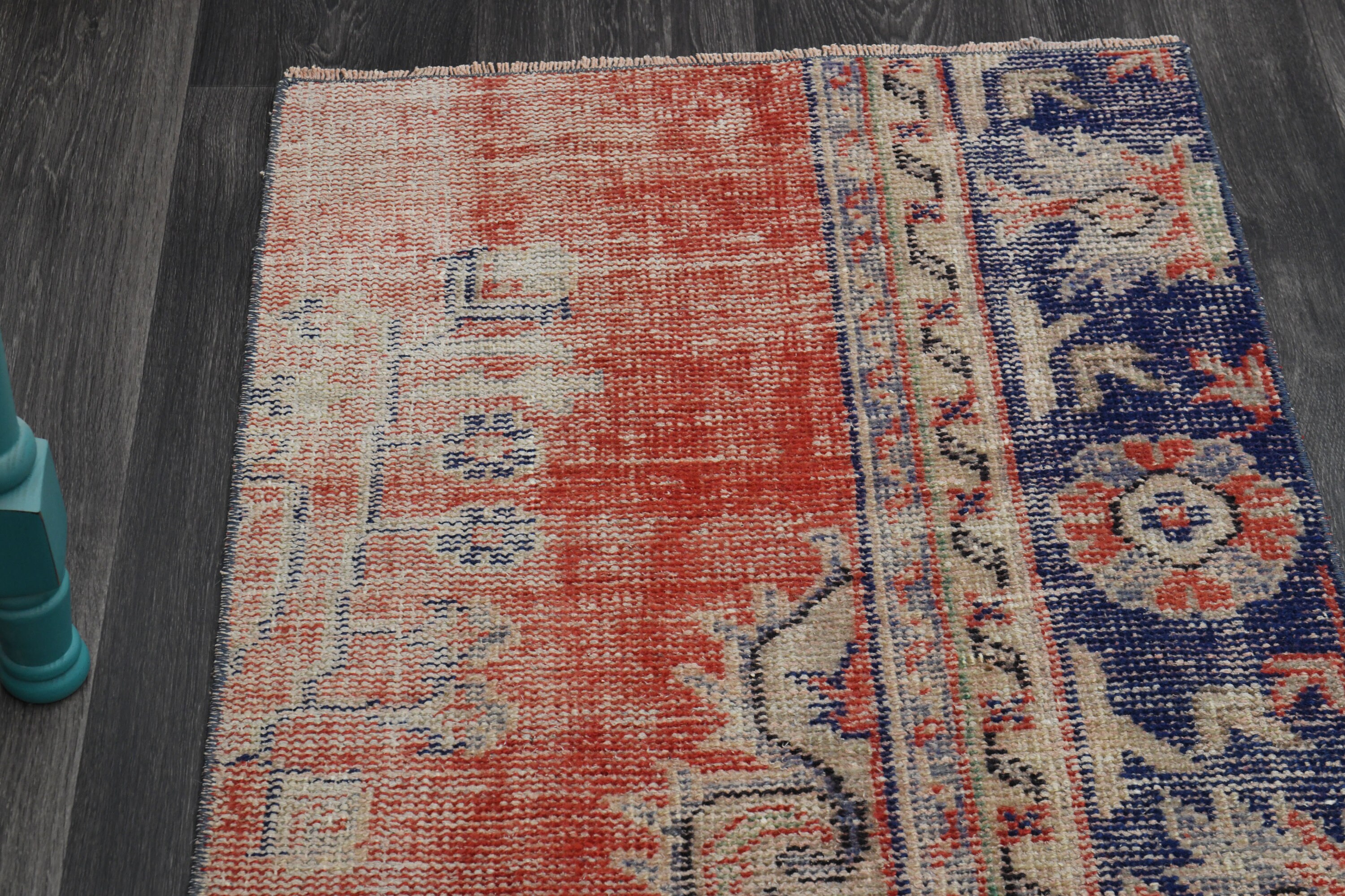 2x6 レッドベージュブルーヴィンテージトルコウシャクラグ、花柄