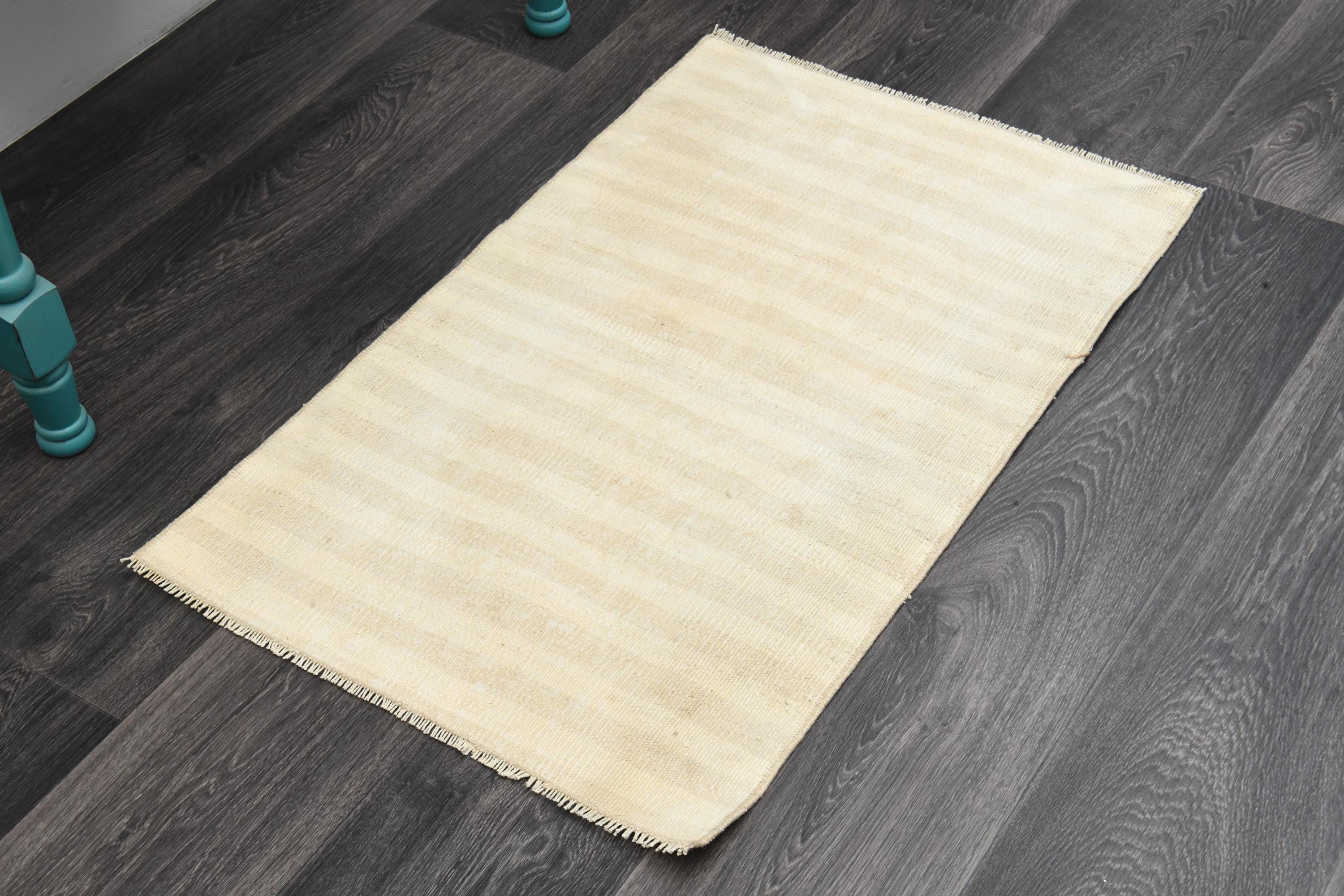 1'8x2'8 Ft, HANDMADE VINTAGE SMALL Rug, Entryway Rug, Door Mat