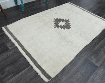 4.2x6.4 ft, TURKISH VINTAGE RUG, Oushak Rug, Farmhouse Decor, Area Rug, Handmade Rug, Oriental, Turkey Carpet, Muted Cream color Rug