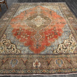 10x13 ft, HANDWOVEN VINTAGE RUG, Floral Rug, Red Oriental Rug, Wool Rug, Area Rug, Red Color, Living Room Rug, Dining Room Rug, Turkish Rug