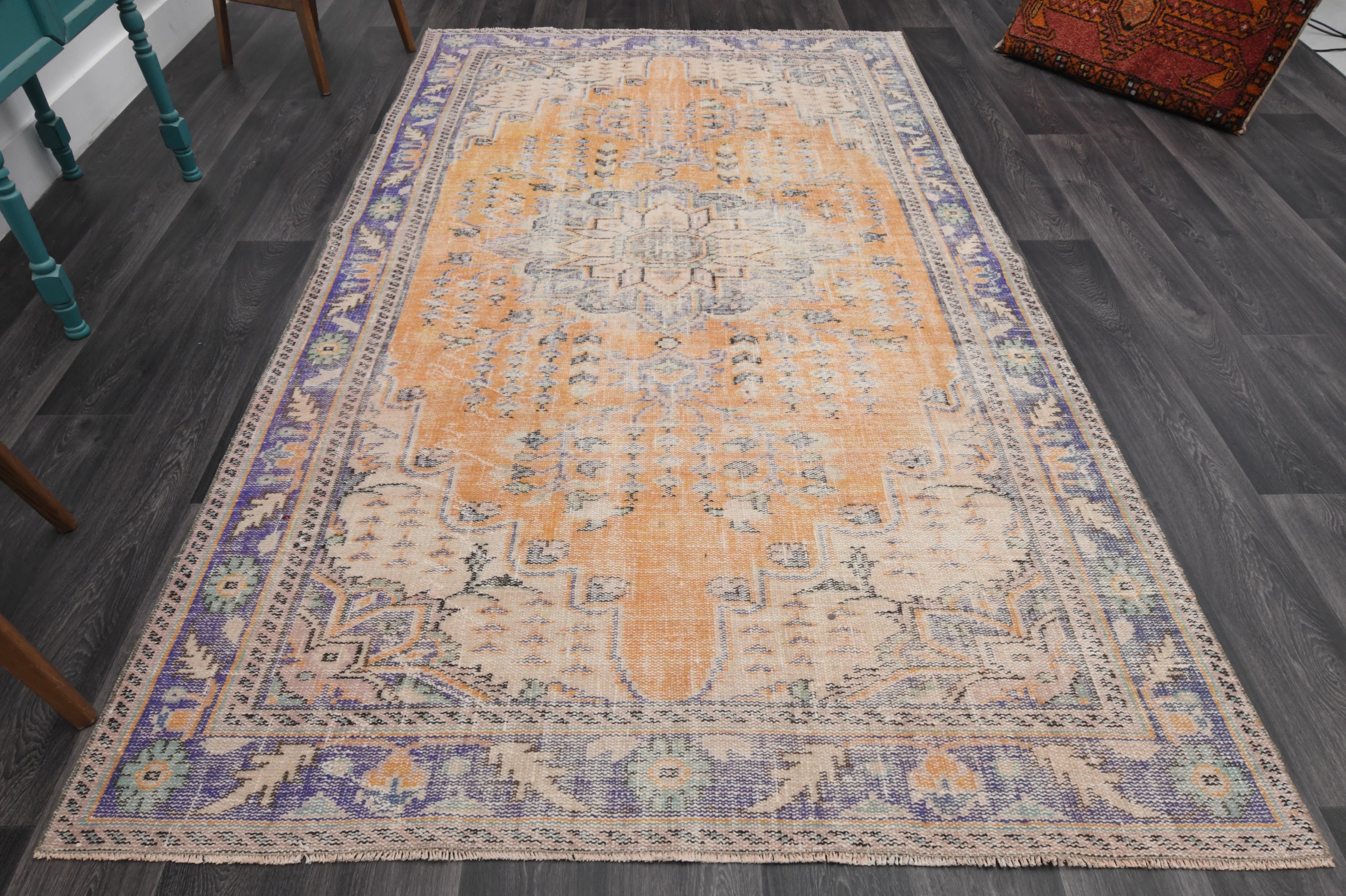 5.7x9.8 Ft, TURKISH OUSHAK VINTAGE Rug, Wool Rug, Handmade, Area