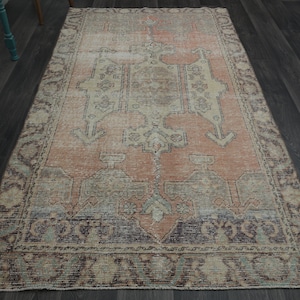 5.3x8.4フィート、ペルシャ風ヴィンテージトルコ製エリアラグ