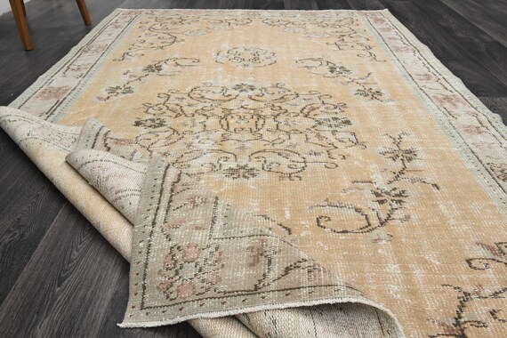 5'4x9'1 ft、ベージュ トルコ エリア ラグ、トライバル ラグ