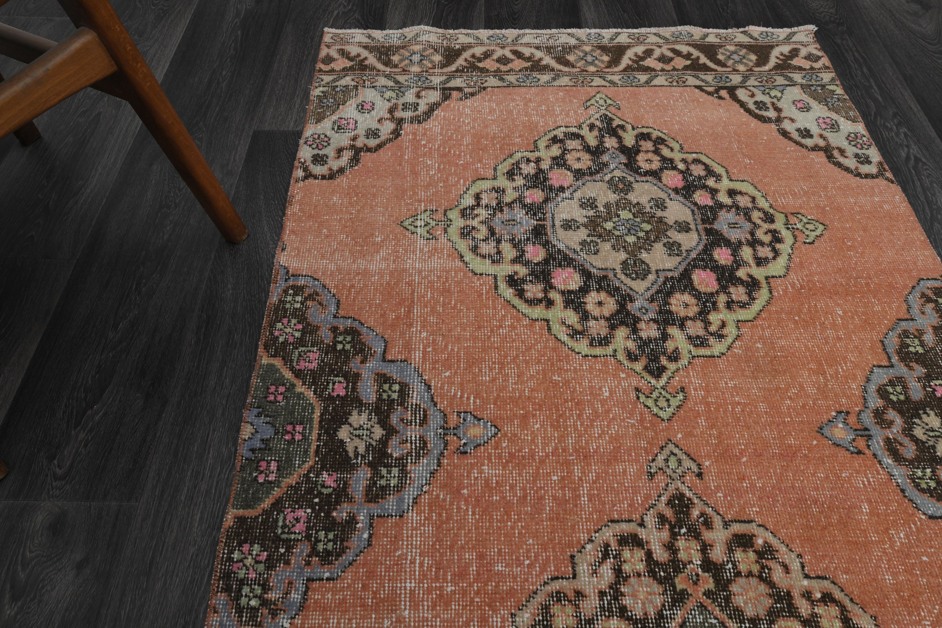 コーラルオレンジ/71×221グレー　ランナー　ロング　トルコヴィンテージラグ コーラルオレンジ/71×221グレー ランナー ロング トルコヴィンテージ