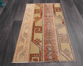 No.23 ヴィンテージラグ M トルコ　マット turkish rug 19x31 Inches, BATH MAT, DOOR Mat, Vintage Rug, Doormat Rug