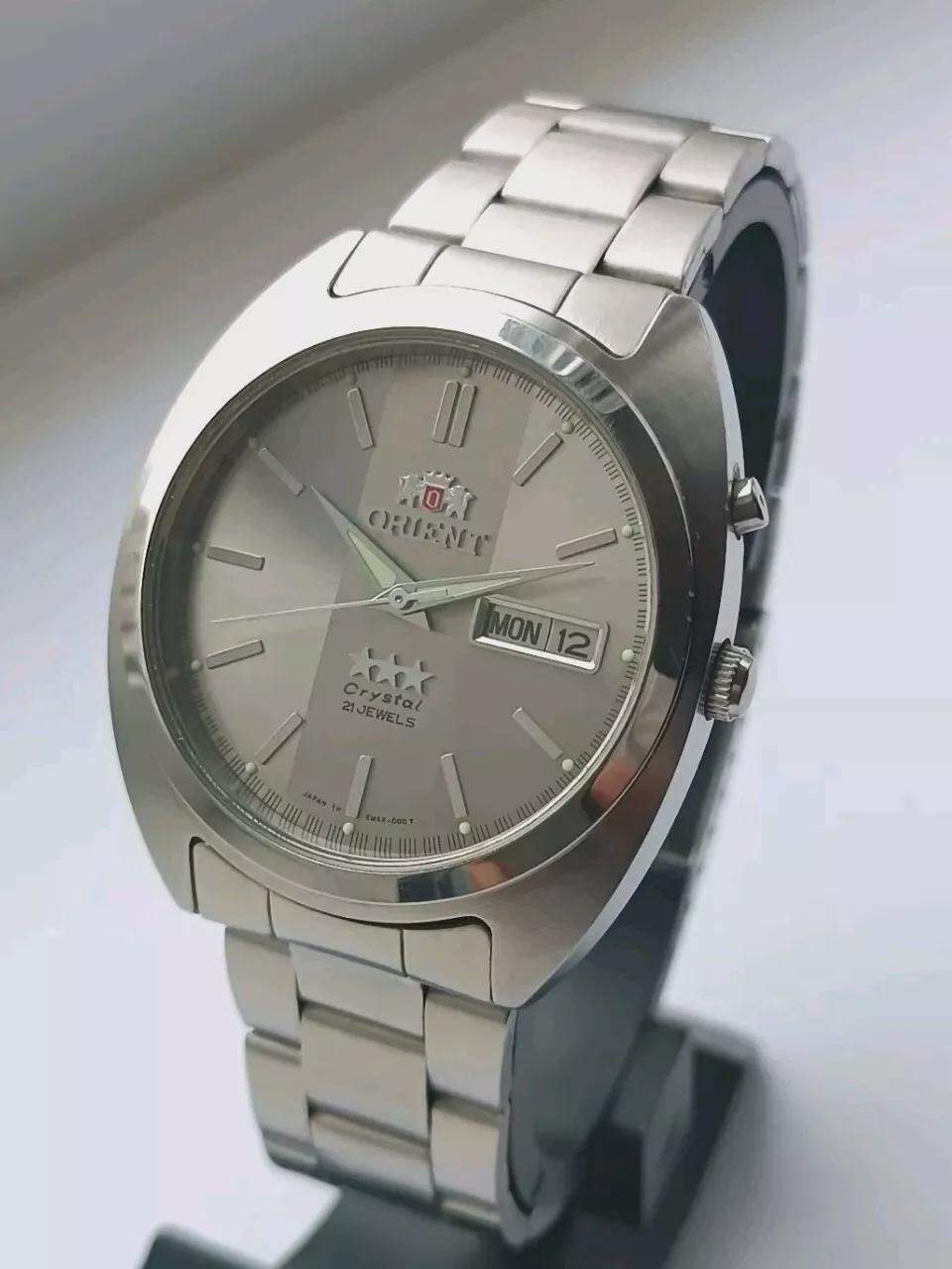 Vintage Watch ORIENT Crystal Automatic 21J Day/date Wrist Watch