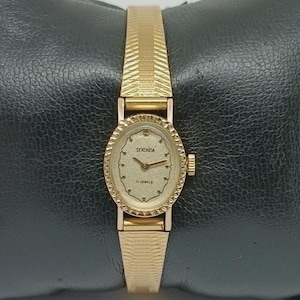 Vintage Watch SEKONDA Women&#39;s Small cocktails Beautiful Ladies Mechanical  Wrist Watch  Gold tone USSR 1970