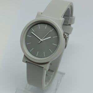 Wrist Watch 5 BAR Quartz UNISEX Wristwatch Good Condition