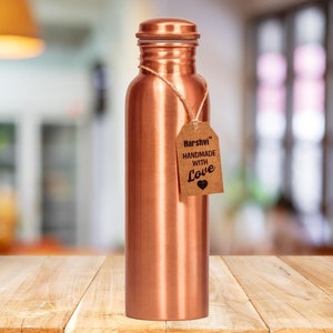 100% Pure Copper Water Bottle for Yoga / Ayurveda Health Benefits 950 ml Leak Proof for Good Health Hand Crafted in India