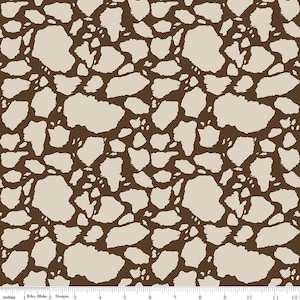 Cow Patches in Tan (c18233-tan) | The Homestead | Tara Reed | Riley Blake | fc9kwq - fd316u - fs7uw