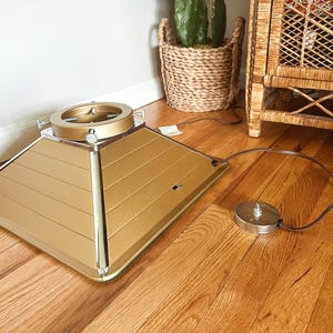 Vintage Tree Stand - Etsy