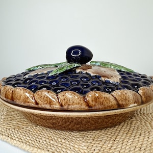 Vintage Pie Keeper - Etsy