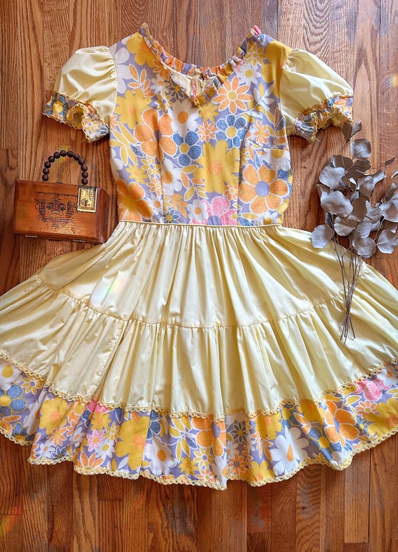 Vintage mod floral 1950’s/1960’s dress