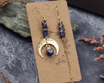 Boucles d'oreilles lapis lazuli demi lune dépareillées doré bleu geometriques bohemes, cercles