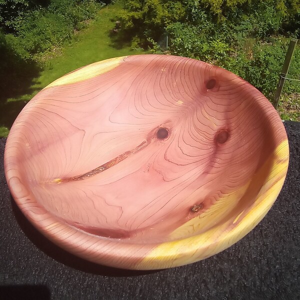 Red Cedar bowl, salad bowl, fruit bowl, wood turned, food safe, rustic kitchen décor, serving dish, house warming gift, gift for mom