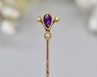 Victorian 15ct Gold Amethyst Lapel Pin with Seed Pearls (Boxed)