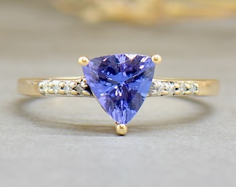 Tanzanite and Diamond 9ct Yellow Gold Ring (0.84ct)