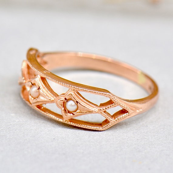 Vintage 9ct Rose Gold Seed Pearl Ring - image 4