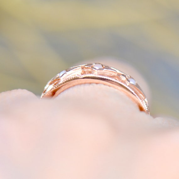Vintage 9ct Rose Gold Seed Pearl Ring - image 9