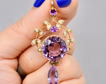 Antique Art Nouveau Amethyst and Seed Pearl 14ct Yellow Gold Lavalier Pendant (12.48ct)