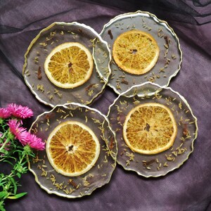 Leuke onderzetters van hars bezet met gedroogde sinaasappel, salontafeldecor bruiloft onderzetter, preppy kamerinrichting cadeau beste vriend, Cottagecore kamerinrichting