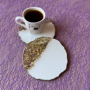 White and gold epoxy resin coasters set of 2 best friend birthday gift, Cute drink coasters set of 4 grandma gift, Unique handmade gift image 1