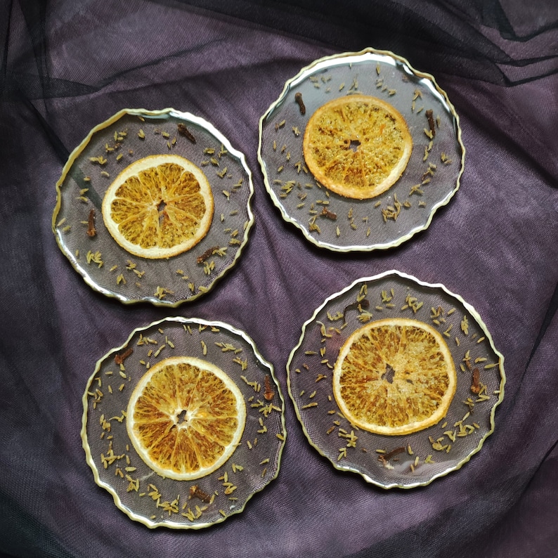 Cute resin coasters set with dried orange, Coffee table decor wedding coaster, Preppy room decor best friend gift, Cottagecore room decor image 3