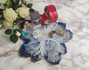 Perfume Tray Flower Shape Home Decor, Resin Vanity Tray Handmade Gift for Her