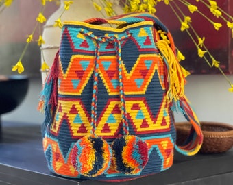 Original Wayuu Crossbody/ Original Wayuu Mochila / Crochet Crossbody Bag/Handmade Crossbody Bag/ Crochet Bucket Bag/Large Size