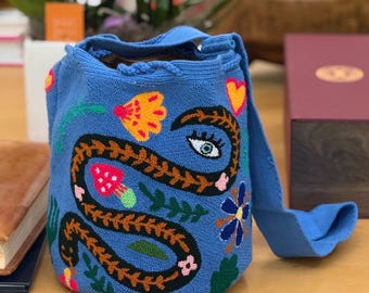 Handwoven Puyado Bag: Serpent & Symbols, Vibrant Blue