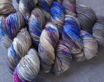 EARTH & INDIGO, Extrafine superwash merino, sock, fingering, 100g, 463 yds, 4-ply - Hand-Dyed -  Indie Dyed