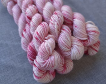 PINK STARDUST - Dk Mini Skein 20g - 49 yards - Extrafine SW Merino - Indie Dyer - Hand Dyed Yarn
