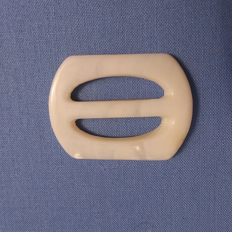 3 Mother of Pearl Buckles New B-141