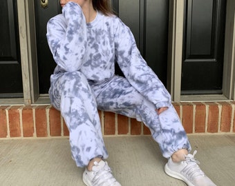 pastel sweatsuit
