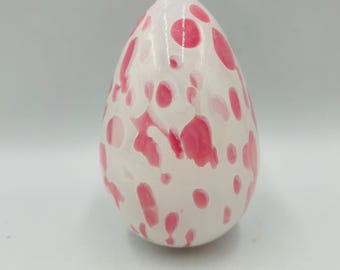 Huevo de Pascua de 5,25" con diseño de huevo de Pascua con lunares blancos y rosados firmado por INTAGLIO ANTON